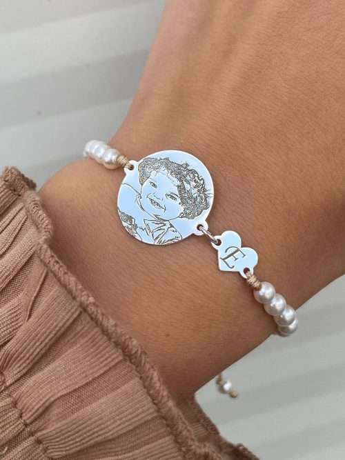 Brățară bănuț 20 mm cu fotografie, inimă 5 mm , baza perle Swarovski 4 mm albe